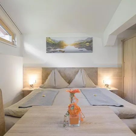 Schafflinger 아파트 *